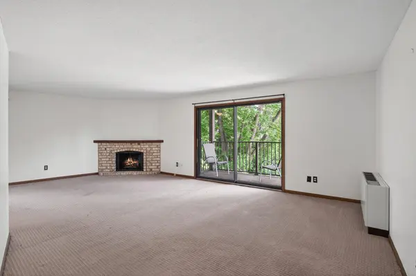 2200 Nevada AVE S #206, Saint Louis Park, MN 55426
