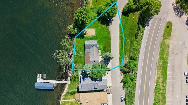 36XX N Shore DR, Wayzata, MN 55391