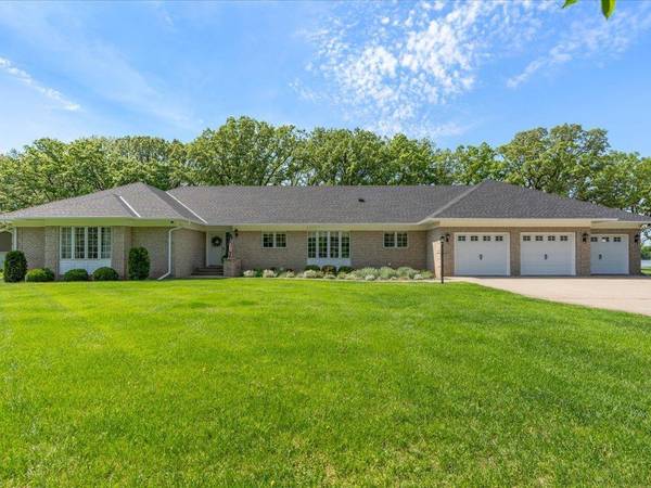 17887 Riverwood DR, Little Falls, MN 56345