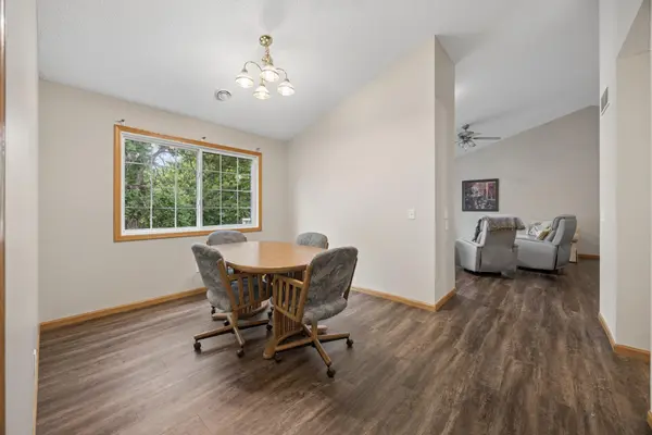 210 Heritage LN, Circle Pines, MN 55014