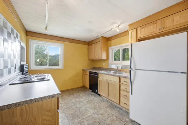 1306 18th ST S, Fargo, ND 58103