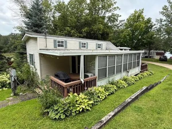 8951 Twin Point RD SW, Alexandria, MN 56308