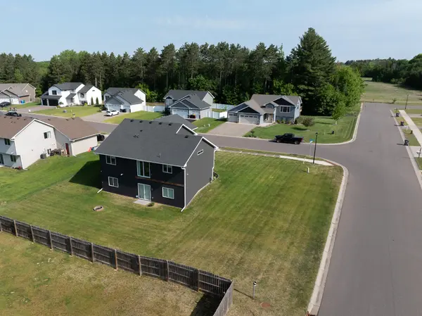 8255 384th TRL, North Branch, MN 55056