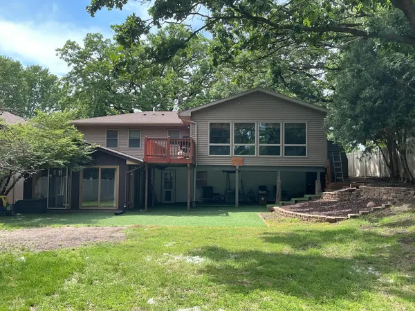 5220 Quail AVE N, Crystal, MN 55429