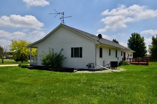 403 13th AVE NE, Sibley, IA 51249