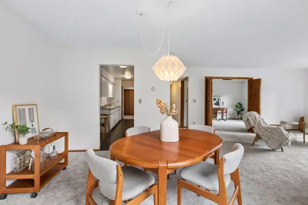 2220 Midland Grove RD #311, Roseville, MN 55113