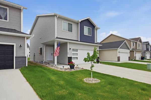6031 8th ST W, West Fargo, ND 58078