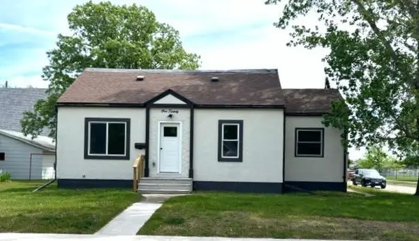 120 Spruce AVE S, Thief River Falls, MN 56701