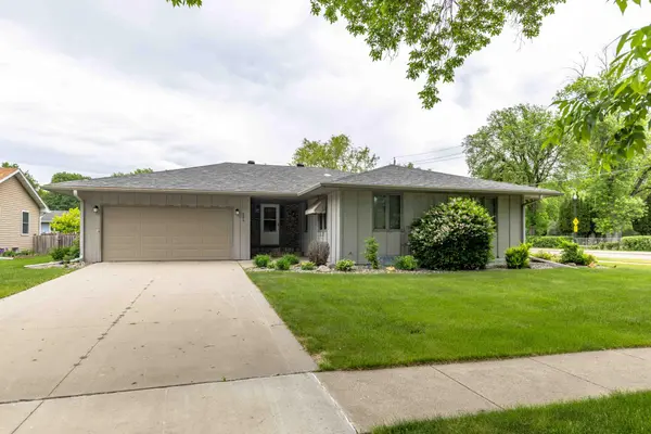 501 23rd AVE S, Fargo, ND 58103