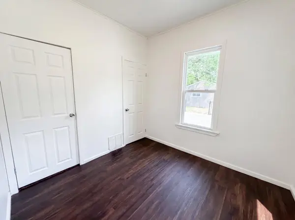 5200 Camden AVE N, Minneapolis, MN 55430
