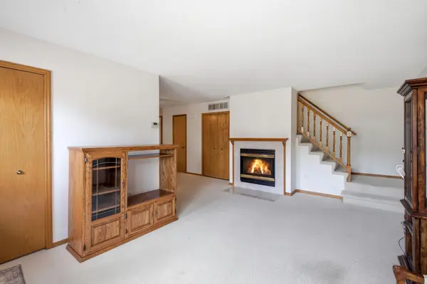 5305 Orleans LN N #6, Plymouth, MN 55442