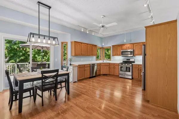 2105 Grimm RD, Chaska, MN 55318
