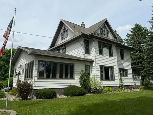 403 1st AVE, Madison, MN 56256