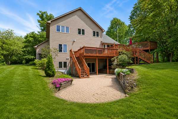 5325 Fernwood TRL, North Branch, MN 55056