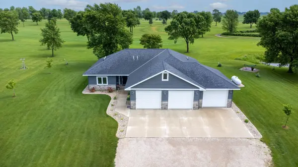 55536 County Road 38, Buffalo Lake, MN 55314