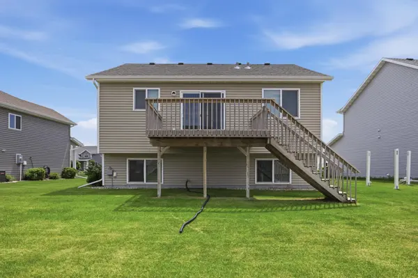 5796 Deb DR W, West Fargo, ND 58047