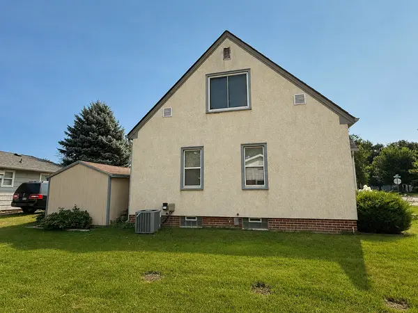 201 2nd ST SW, New Prague, MN 56071