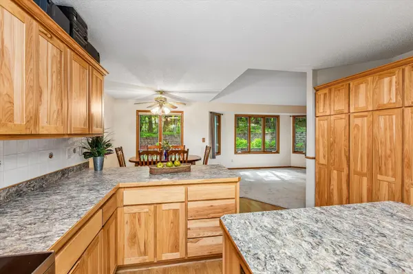 326 Warner AVE N, Mahtomedi, MN 55115
