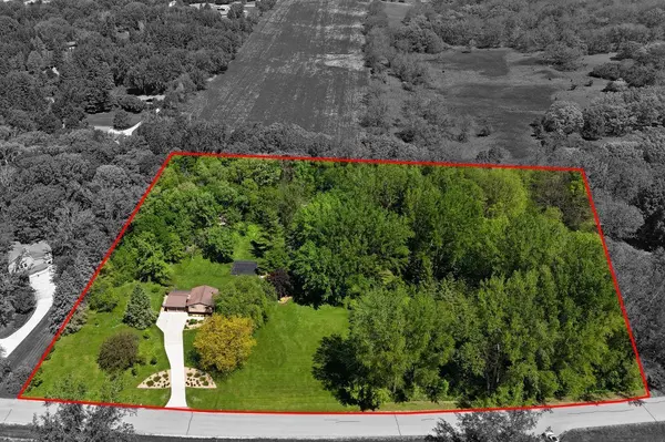 5633 Saint Mary DR NW, Rochester, MN 55901