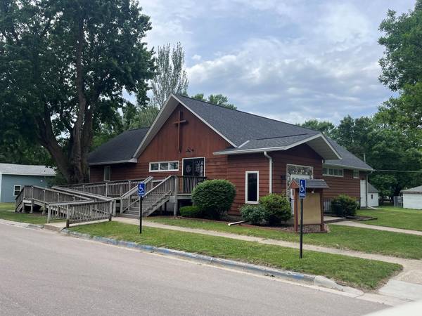 605 9th Ave, Clarkfield, MN 56223