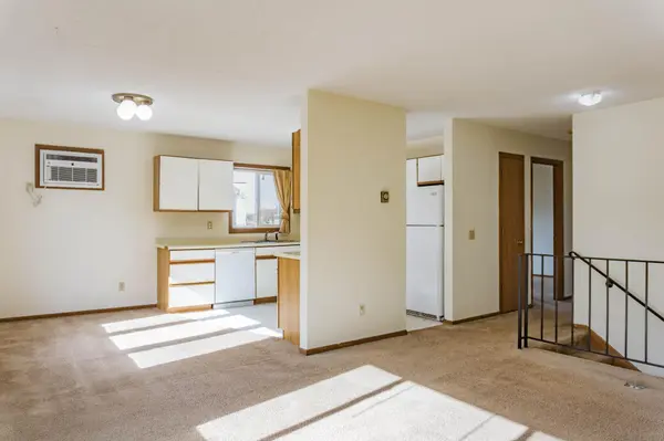 904 9th AVE SE, Minneapolis, MN 55414