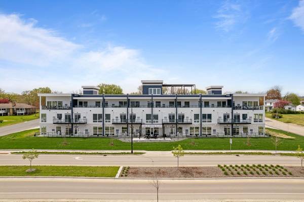 907 N Lakeshore DR #207, Lake City, MN 55041