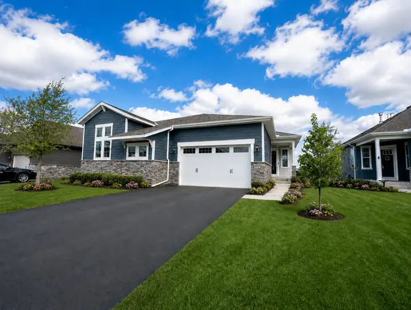 6436 132nd LN, Savage, MN 55378