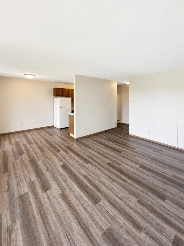 105 South HWY #8, Jackson, MN 56143