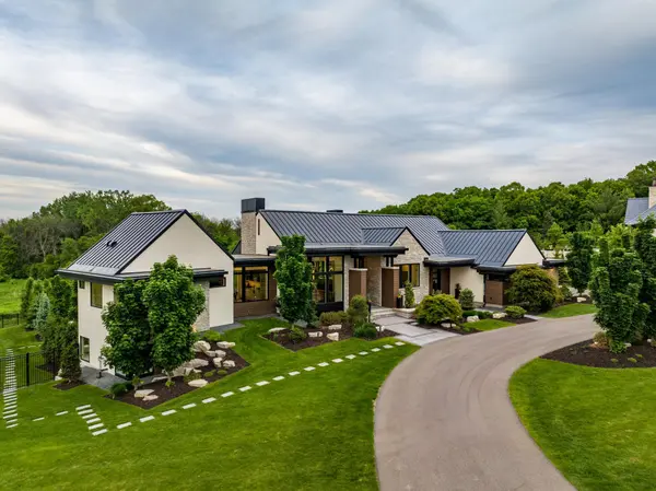 2828 Deer Hill RD, Medina, MN 55356