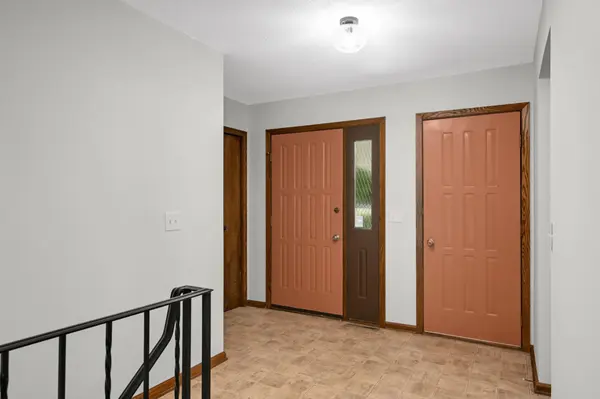 6775 W 192nd AVE, Eden Prairie, MN 55346