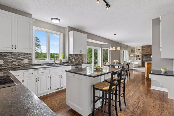 17225 Wilderness TRL SE, Prior Lake, MN 55372