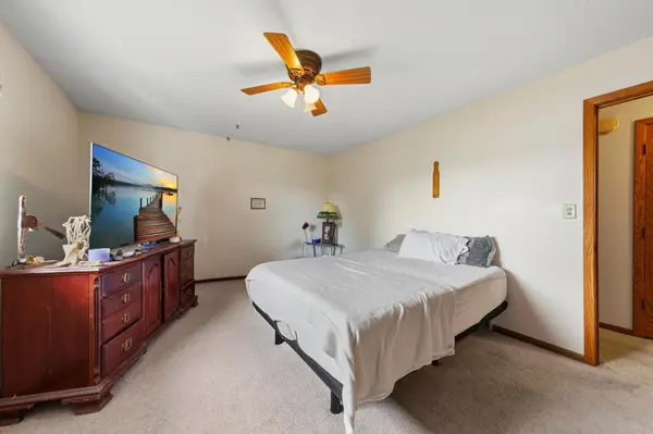 1114 N High ST, Lake City, MN 55041