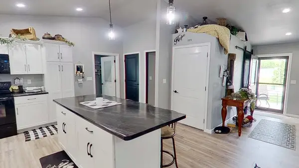 408 N Main ST, Hendricks, MN 56136