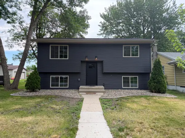 113 Cedar ST S, Sauk Centre, MN 56378