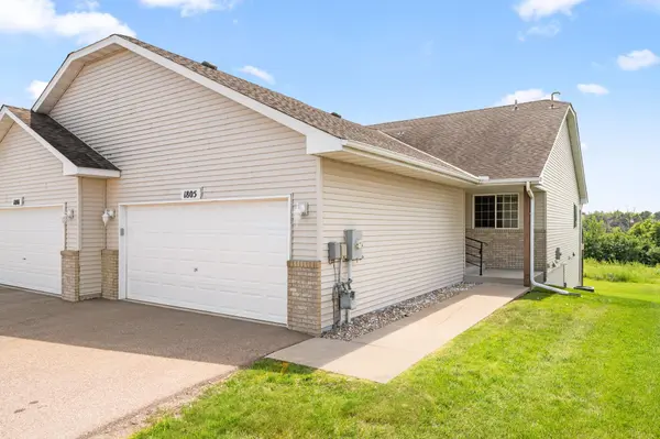 1805 Lakeridge WAY, Waconia, MN 55387