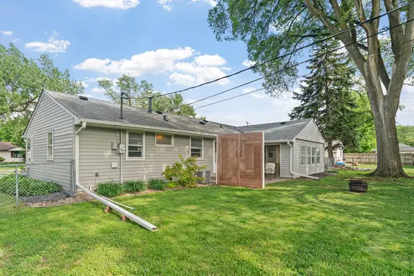 8528 Columbus AVE S, Bloomington, MN 55420