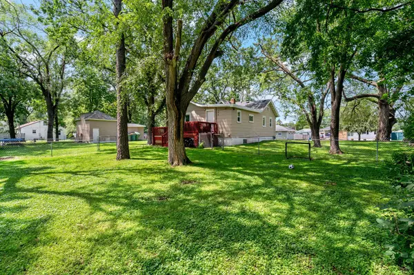 5740 Dupont AVE N, Brooklyn Center, MN 55430