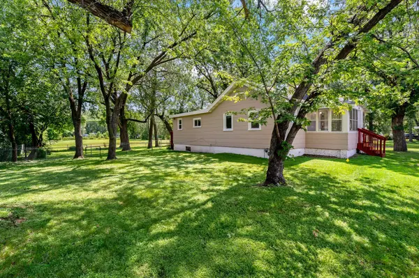 5740 Dupont AVE N, Brooklyn Center, MN 55430