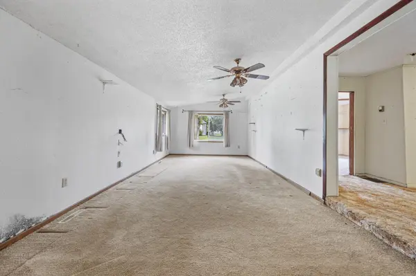 118 2nd ST SW, Hillsboro, ND 58045
