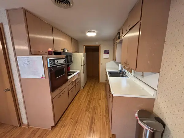1103 Wilbur ST, Worthington, MN 56187