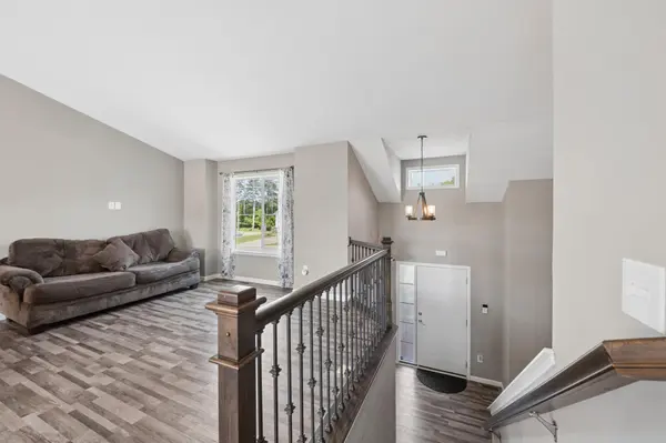 425 Eagle ST NW, Isanti, MN 55040