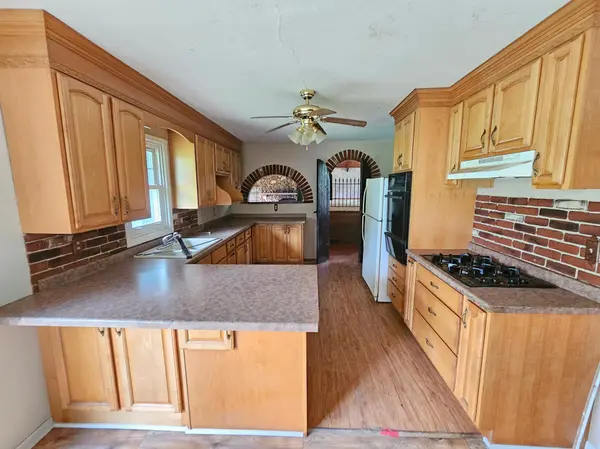 10609 32nd AVE N, Plymouth, MN 55441