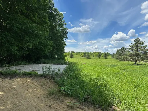 135 Windmill WAY, Glenwood City, WI 54013