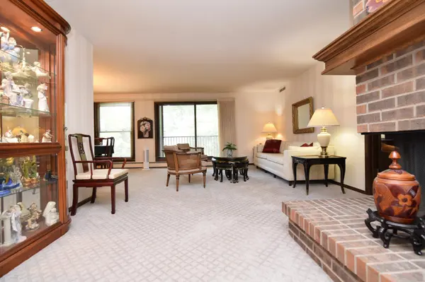 9600 Portland AVE S #205, Bloomington, MN 55420