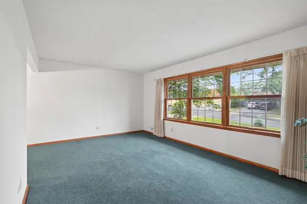 1665 5th ST NW, New Brighton, MN 55112