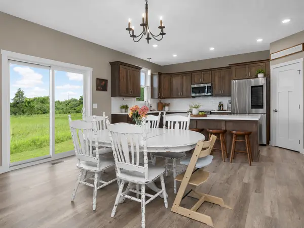 18805 Scenic WAY, Shafer, MN 55074