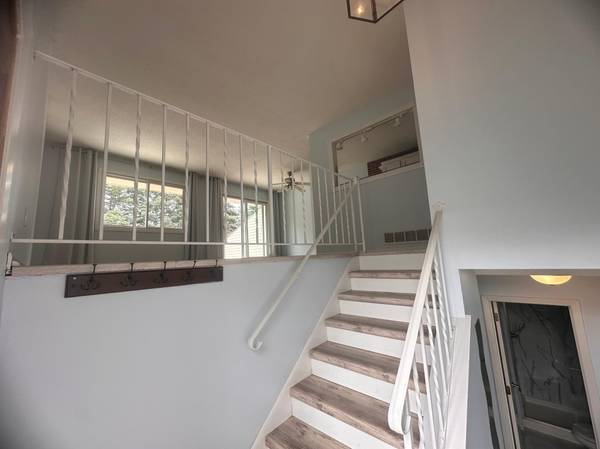 1113 E 145th ST, Burnsville, MN 55337