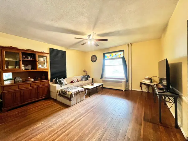 313 E 5th ST, Redwood Falls, MN 56283