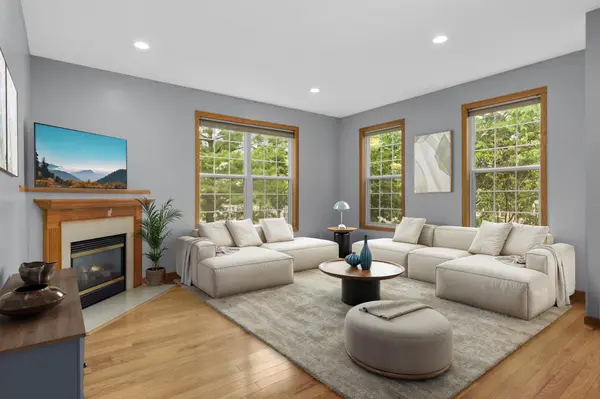 9771 Gable DR, Eden Prairie, MN 55347