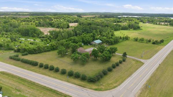 23801 County Road 9 NE, New London, MN 56273